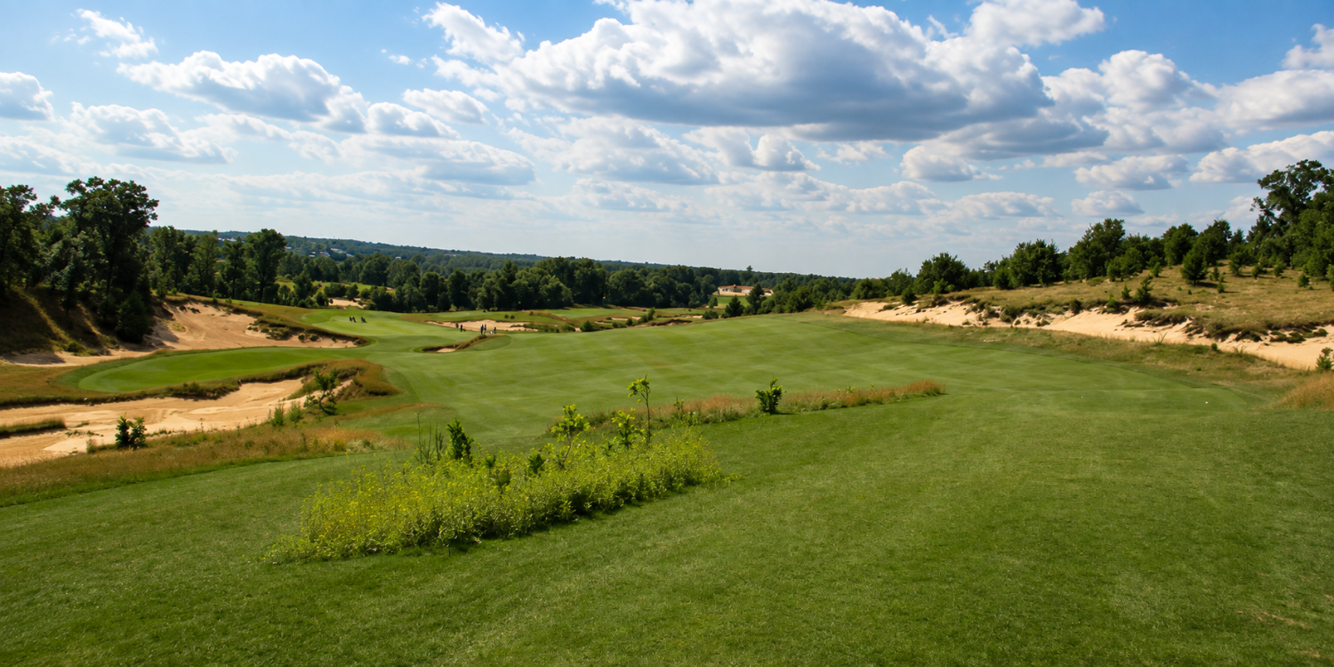 Hole 14 tee — an immensely fun hole! See that green way down there? That’s only about 2/3 of it. Keep your drive to the right, and run it down the hill — you never know what will happen! Hole 14 tee — an immensely fun hole! See that green way down there? That’s only about 2/3 of it. Keep your drive to the right, and run it down the hill — you never know what will happen!